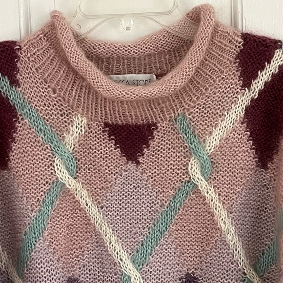 VINTAGE 80’s Argyle Design Mohair Blend Sweater Size Medium Retro Warm - Picture 2 of 12